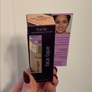 Tarte shape tape foundation 29N